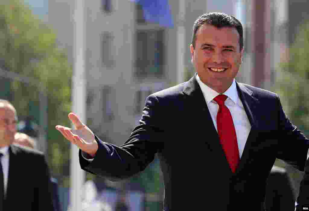 МАКЕДОНИЈА - Премиерот Зоран Заев изјави дека предвремени избори ќе има кон крајот на октомври 2020 година, односно 45 дена пред редовните.