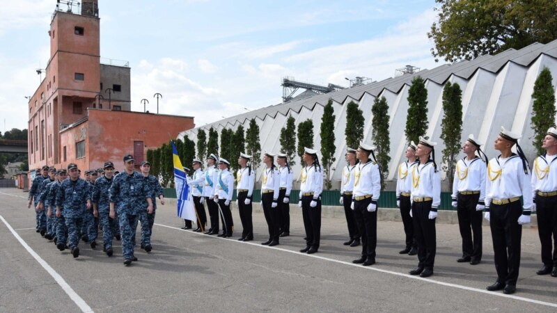 В Одессе встретили освобожденных украинских моряков (+фото)