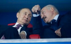 Путін з Лукашенком на церемонії закриття Європейських ігор. Мінськ, 30 червня 2019 року