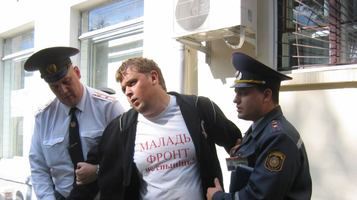 Belarusian Police Detain Two Activists At Russian Embassy