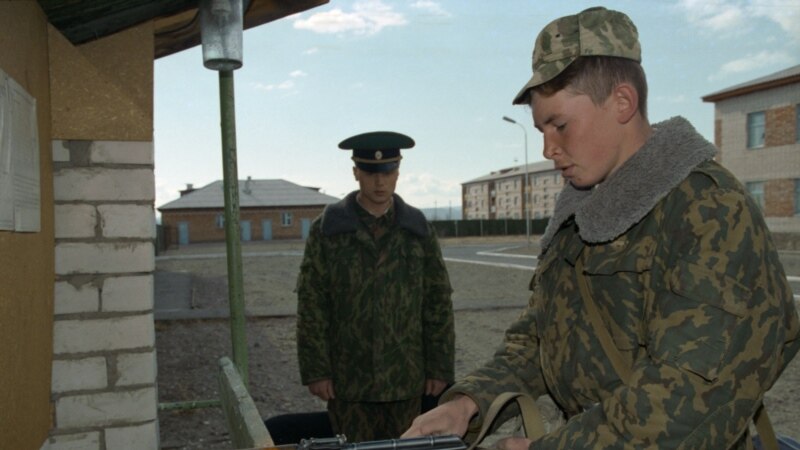 Военкомат Северодвинска приглашает на службу по контракту женщин и иностранцев