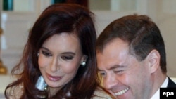 President Dmitry Medvedev and his Argentinian counterpart Cristina Kirchner