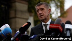 Лідер чеської партії ANO Андрей Бабіш у президентській резиденції Лани, 23 жовтня 2017 року
