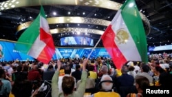 Париждегі Иран оппозициясының құрылтайы. 30 маусым 2018 жыл.