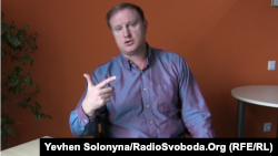 Олексій Душутін під час інтерв'ю з Радіо Свобода