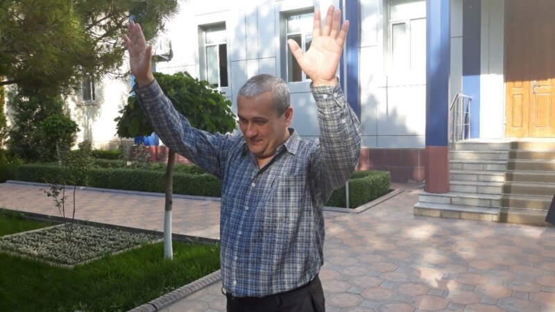 Ташкентте журналист Абдуллаев камактан бошонду