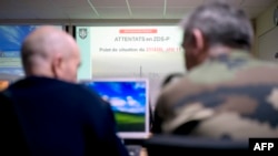 Командный центр национальный электронной системы безопасности Франции Vigipirate в пригороде Парижа