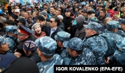 Протест, призывающий к свободным и справедливым выборам во время президентских выборов в Казахстане. 9 июня 2019 года
