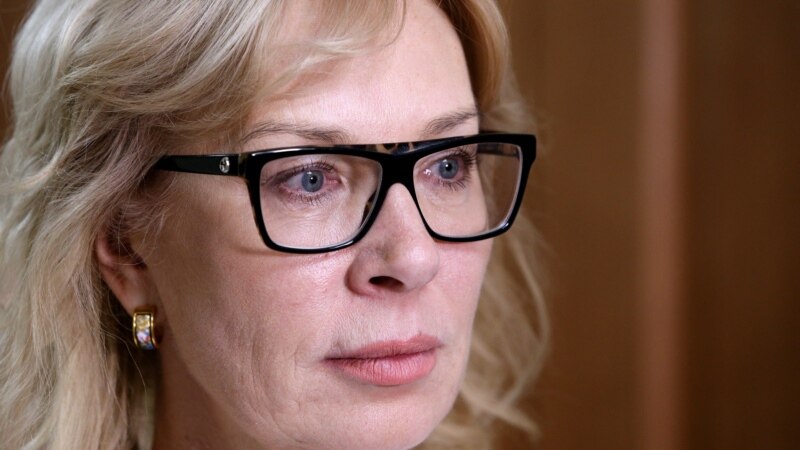 Денисова выразила протест Москальковой из-за посещения Карпачевой захваченных моряков