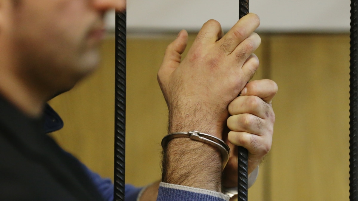 Чита: оперативник купил "шпионские" авторучки, продавец пошел под суд