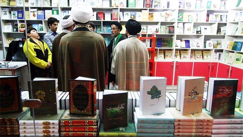 جمهوری اسلامی از چه کتاب‌هایی می‌ترسد؟
