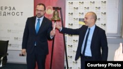 Извршниот директор на Македонска берза Иван Штериев и министерот за финансии Драган Тевдовски
