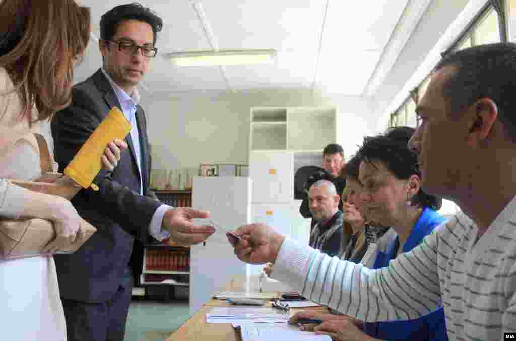 Macedonia - Stevo Pendarovski, candidate for President of Macedonia votes on first round of presidential elections in SKopje - 13Apr2014