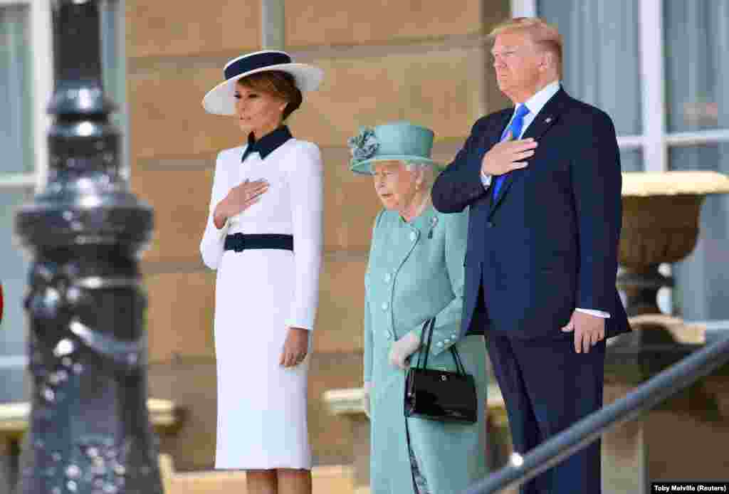 Regina Elisabeta i-a primit în vizită pe președintele SUA Donald Trump și pe Prima Doamnă Melania Trump la Palatul Buckingham, la Londra, 3 iunie 2019.