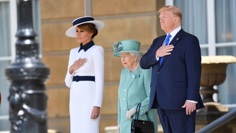 Дональд Трамп британ ханышасы Елизавета II менен жолукту
