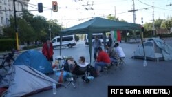Proteste non-stop în Bulgaira, tabăra de corturi la Sofia.