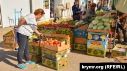 Ринок у Севастополі, архівне фото