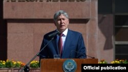 Kyrgyzstan -- President Almazbek Atambaev speaks during at the ceremony of Independence Day, Bishkek, 31 August 2014