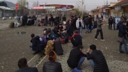 Ситуация на КПП «Достук» на кыргызско-узбекской границе. 24 марта 2020 года. Фото корреспондента «Озодлика» Шерзода Юсупова.