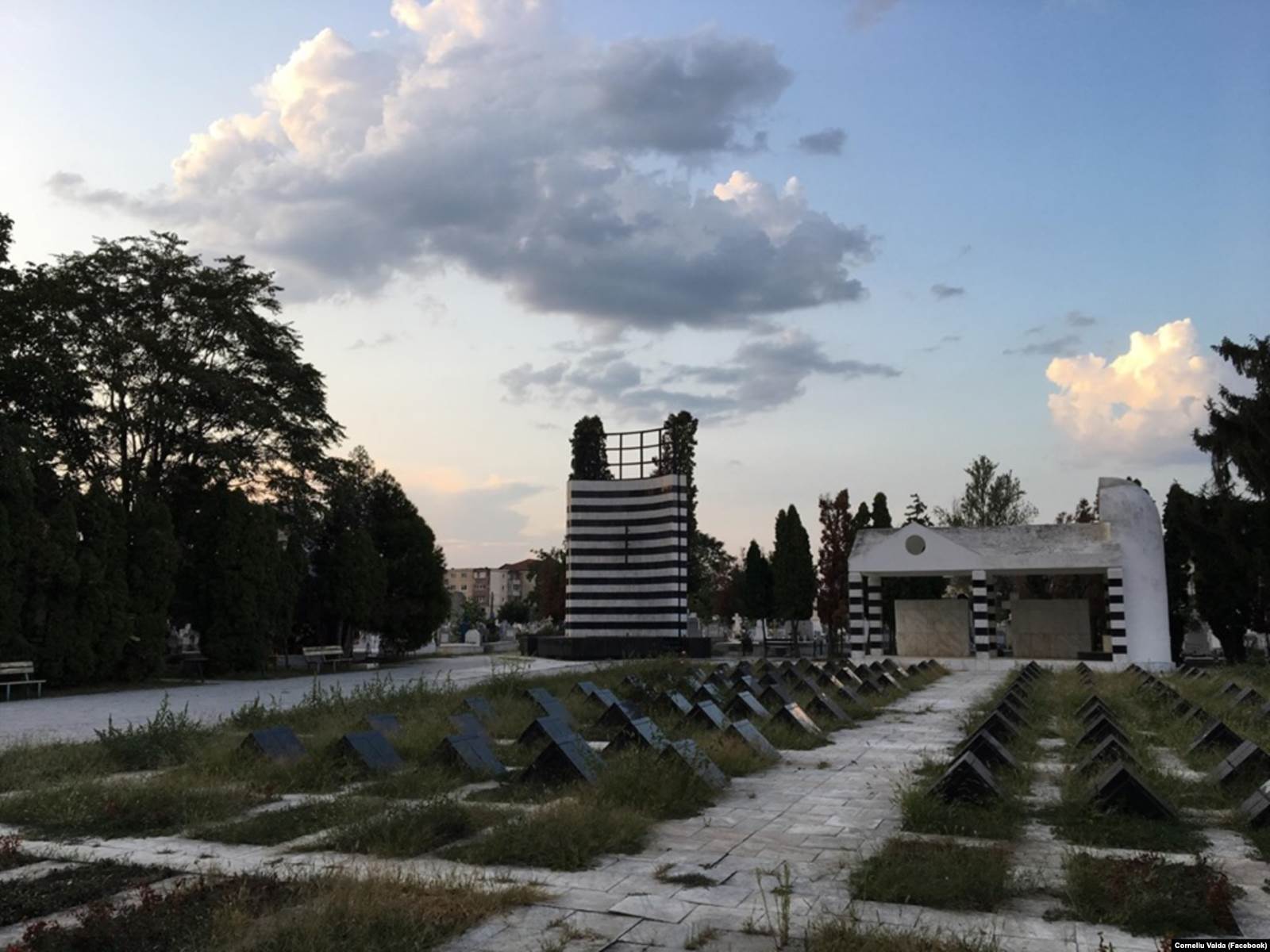  Cimitirul Eroilor din Timișoara