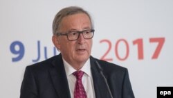 Jean-Claude Juncker astăzi la Praga