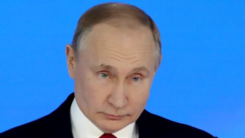 «Череповецкий стыд» – Рунет о «спонтанной» встрече Путина с народом