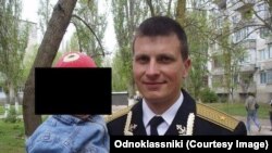 Погибший 32-летний майор Станислав Карачевский с сыном