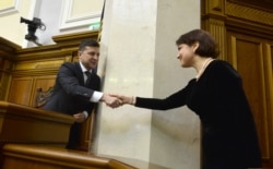 17 березня за пропозицією президента Зеленського парламент проголосував за призначення Ірини Венедіктової на посаду генпрокурора