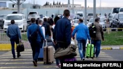 Turistlər Gürcüstanda