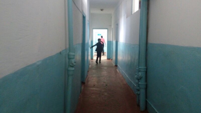 В Жамбылской области ученик скончался после избиения в уличном туалете