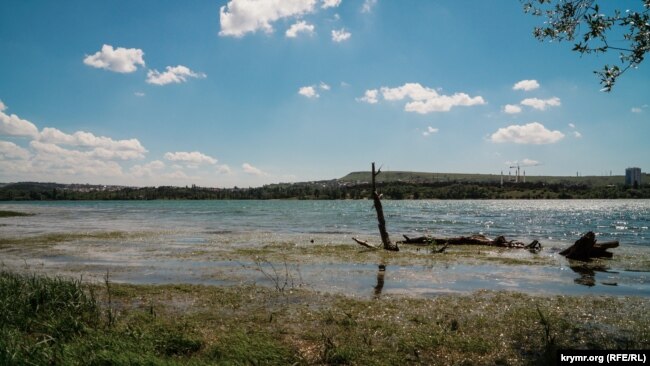 Симферопольское водохранилище в мае 2019 года
