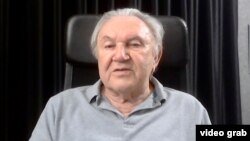 Надир Девлет (1944-2021) 