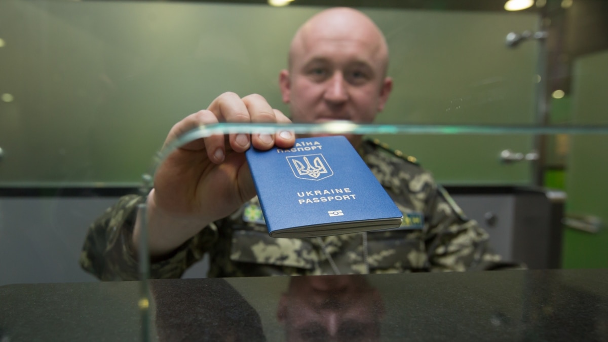 Россия изменила порядок пребывания граждан Украины на своей территории