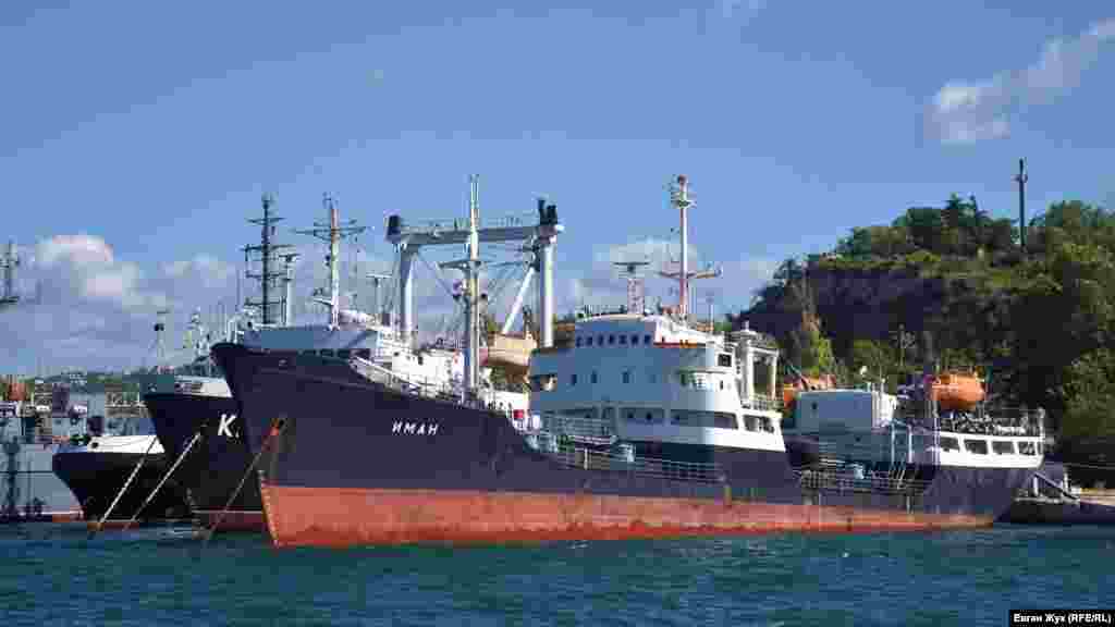 Середній морський танкер &laquo;Иман&raquo; спорудили у 1966 році на корабельні&nbsp;&laquo;Репола&raquo; в фінському місті Раума, і того ж року прибув до Севастополя