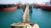 منصة تحميل نفطية عائمة في ميناء الفاو