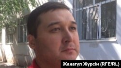 Есенжан Тынымулы, родственник умершего 23-летнего Серикболсына Кошербая, у которого медики изъяли органы для трансплантации. Актобе, 13 июля 2017 года.