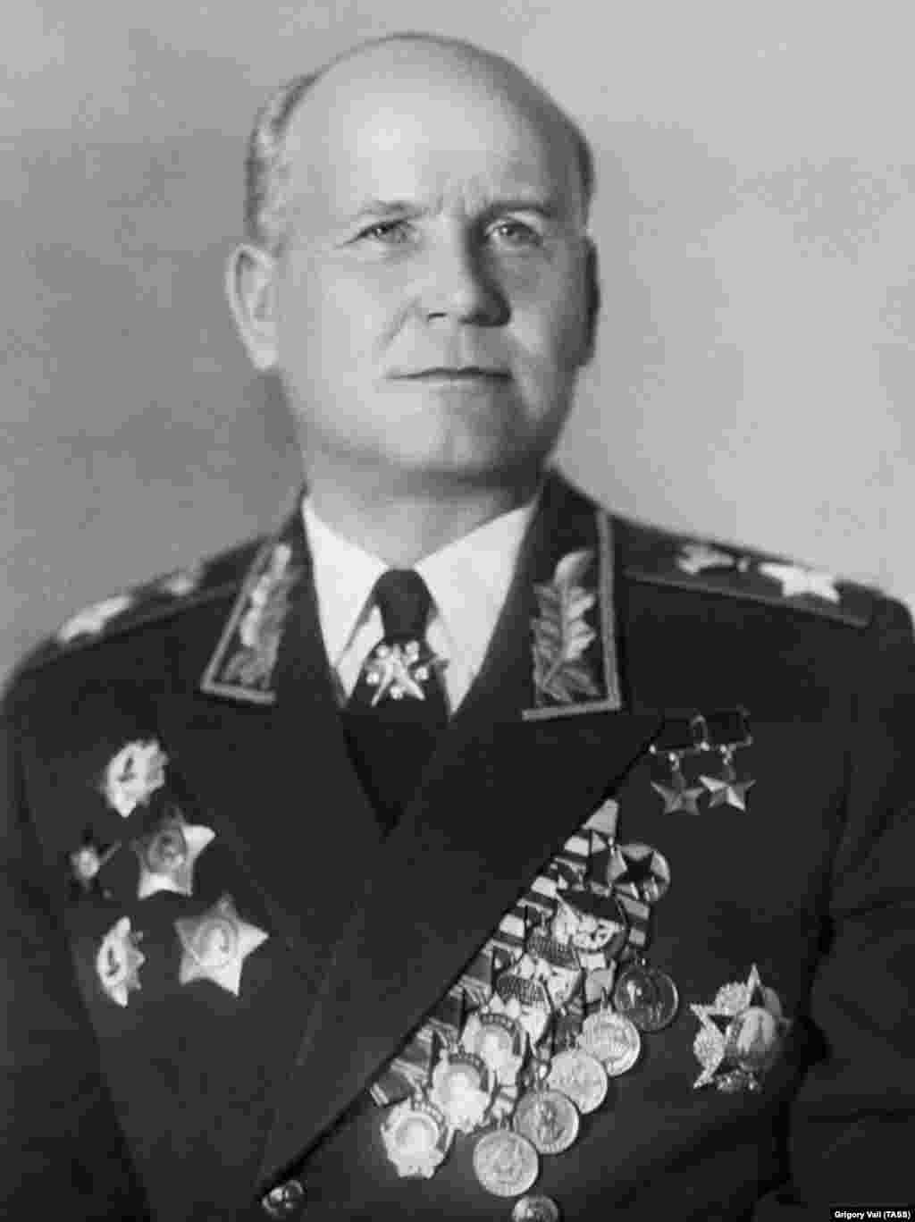 А это сам маршал СССР Иван Конев в 1955 году.