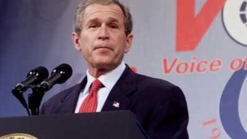 جورج بوش له افغانستانه د امریکایي او ناټو ځواکونو وتل تېروتنه بولي