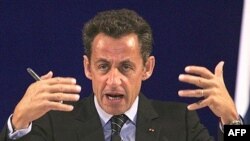 سارکوزی: فرانسه قصد دارد با امارات متحده عربی، توافقنامه ای برای همکاری هسته ای امضا کند.