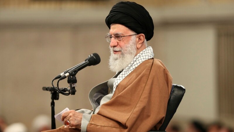 مقایسه علی خامنه‌ای با شاه سابق ایران از سوی حسین موسوی