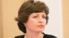 Омск: мэр Фадина в Советском округе обсудила туалеты и упала в лужу