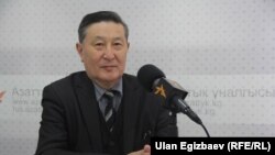 Мукар Чолпонбаев.