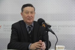 Мукар Чолпонбаев.