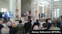 У Варшаві посмертне вручення нагороди Нємцову, 15 травня 2015 року