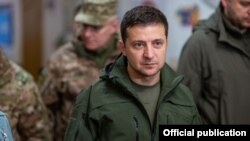 Володимир Зеленський під час відвідин Золотого