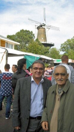 با ایرج افشار، پژوهشگر و کتاب‌شناس نامدار ایرانی