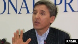 Болат Абилов, председатель партии "Азат". Алматы, 2 июня 2009 года.