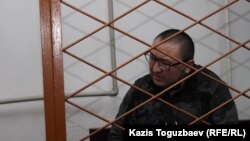 Жұлдызбек Тәуірбеков сотта. Алматы, 4 желтоқсан 2019 жыл. 
