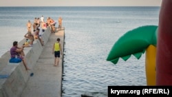 Пляж учебно-спортивной базы «Динамо»