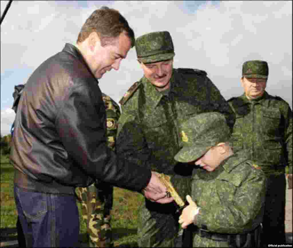 Belarus - Mikalay Lukashenko və Dmitri Medvedev